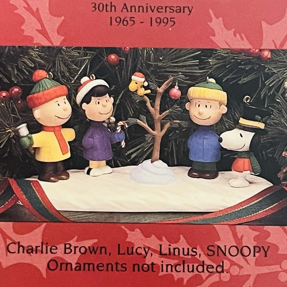 Hallmark Keepsake Peanuts A Charlie Brown Christmas 5 Piece Set 1995 -with Boxes